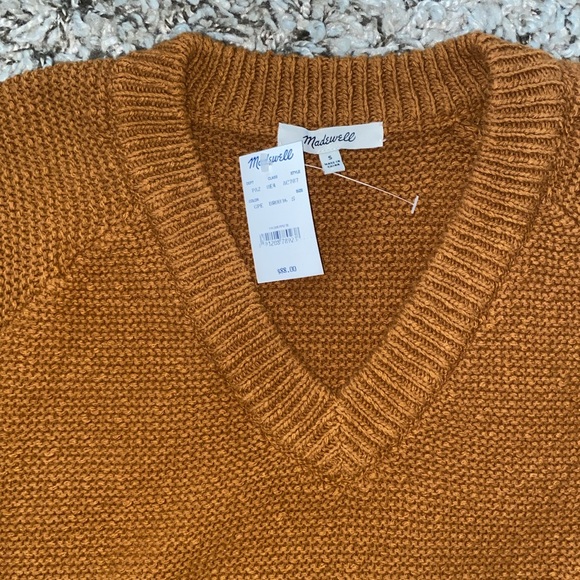 MADEWELL SHORTIE BOX V NECK SWEATER S in CAMEL - Picture 5 of 9